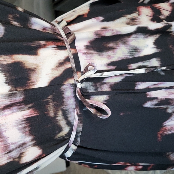 Simply Vera Wang Dress - Picture 9 of 9